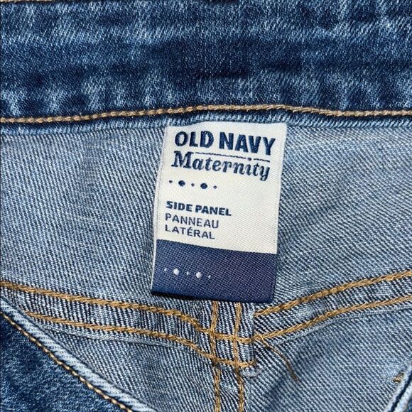 Old Navy Maternity Shorts - Picture 4 of 5